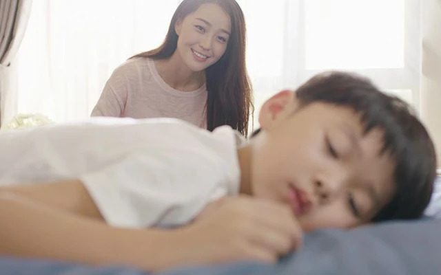 Những việc không nên làm khi đi ngủ
