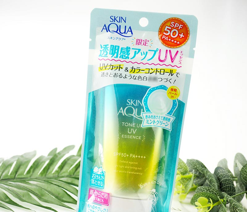 Review kem chống nắng Skin Aqua cho da dầu mụn