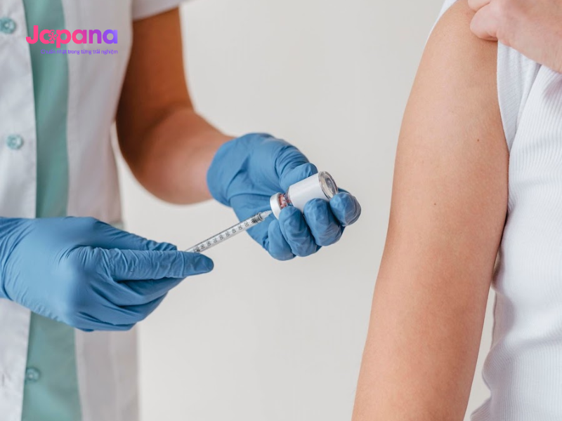 Mũi tiêm vắc xin cúm giúp phòng ngừa bệnh đột quỵ 