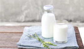 Mua gì tẩm bổ cho người già? Tổng Hợp 8 Loại Thực Phẩm Cần Thiết