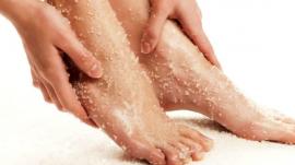 5 công thức tẩy tế bào chân tại nhà từ thiên nhiên