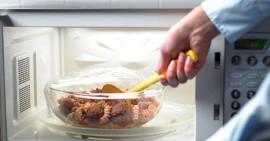 Gợi ý 5 mẹo giúp chị em sử dụng lò vi sóng an toàn