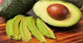 9 thực phẩm giúp mái tóc dày mượt bạn cần bổ sung thường xuyên