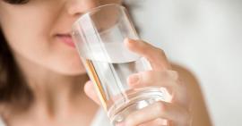 Dấu hiệu cho thấy da bạn đang thiếu nước