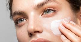 Chăm sóc da mịn màng bằng 7 thói quen này trước khi ngủ