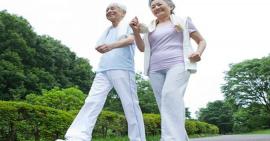 3 môn thể thao tốt cho xương khớp của người già