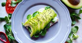 Níu giữ tuổi thanh xuân với 10 loại thực phẩm 