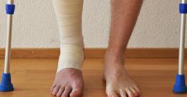 Thời gian hồi phục gãy xương chày phụ thuộc vào những yếu tố nào?