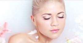 Tắm trắng bằng sữa tươi giúp bạn bật tông da rạng rỡ