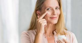 Chăm sóc da cho phụ nữ tuổi 50