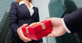 Gợi ý món quà tặng Tết cho doanh nghiệp 2022 độc đáo