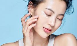 Cách chăm sóc da dầu mụn lỗ chân lông to cho nàng lười