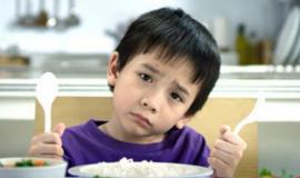 Trẻ chậm tăng cân nên bổ sung gì?