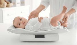 Bảng cân nặng của trẻ sơ sinh theo từng tháng, cha mẹ nên biết để con phát triển toàn diện