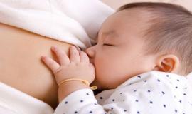 Làm thế nào để con không khóc khi cai sữa?