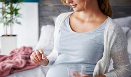 Thuốc Axit Folic nào tốt cho bà bầu? 