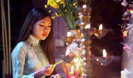 Ngày rằm hàng tháng nên ăn gì, làm gì và kiêng gì để may mắn?